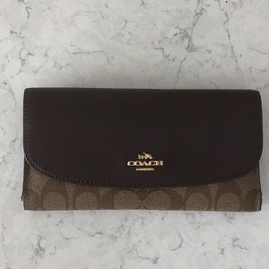 Coach wallet
